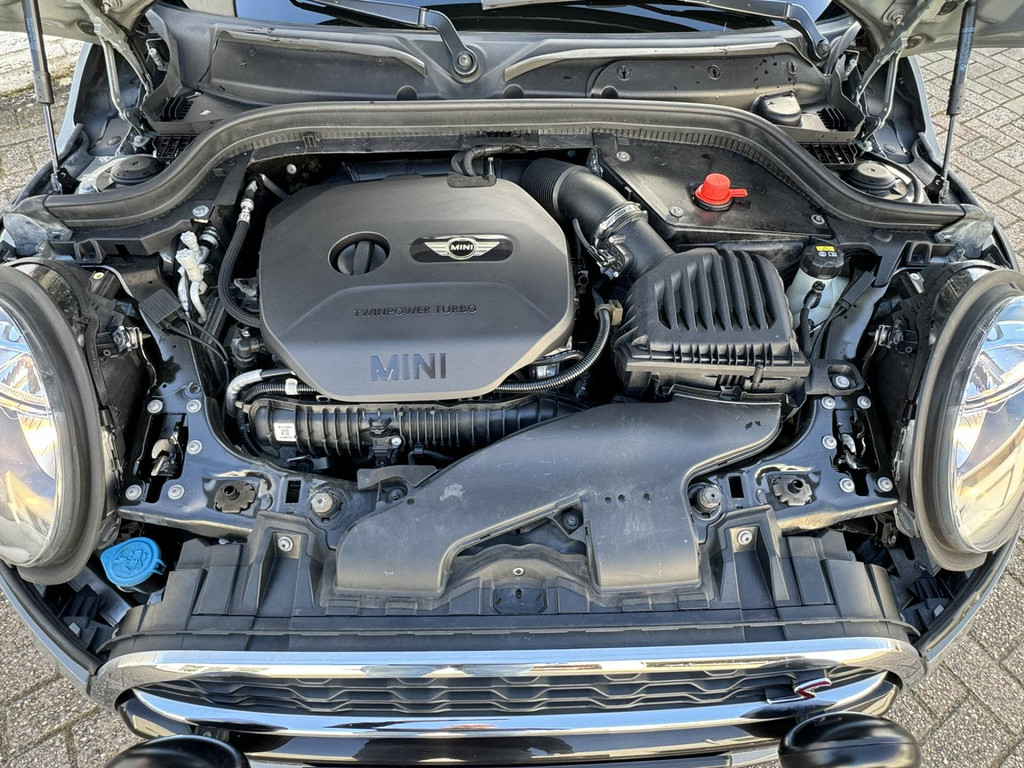 37916831-43.jpg