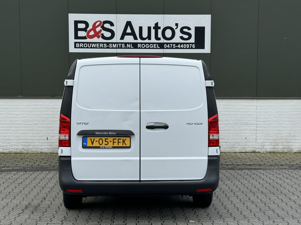 38252455-15.jpg