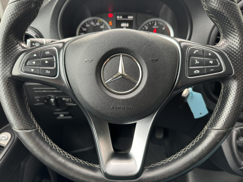 38252455-4.jpg