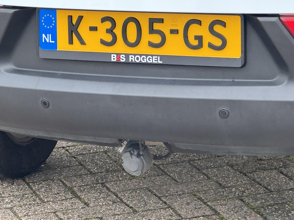 41033145-42.jpg
