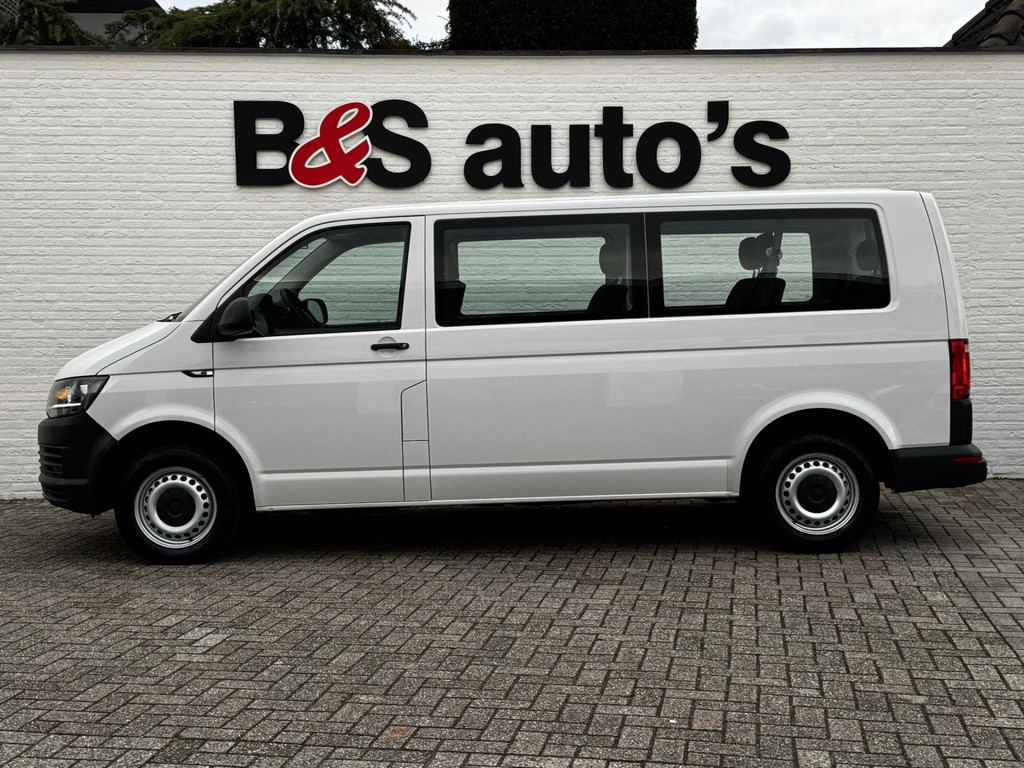 41618951-9.jpg