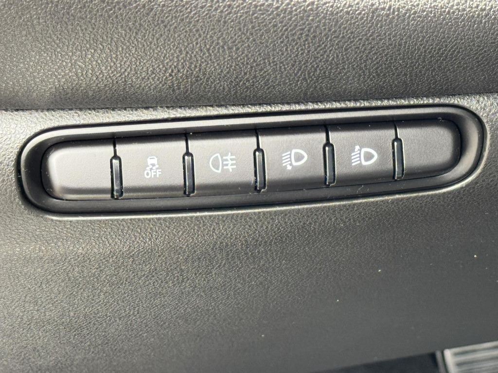 43766943-16.jpg