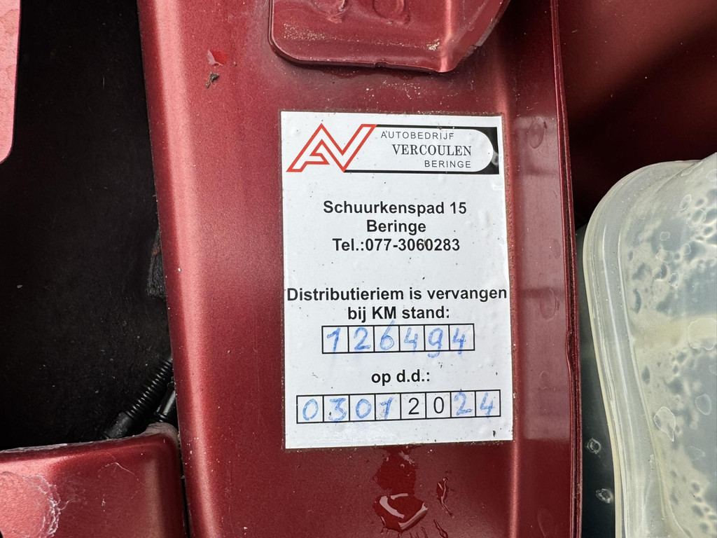 43768181-10.jpg