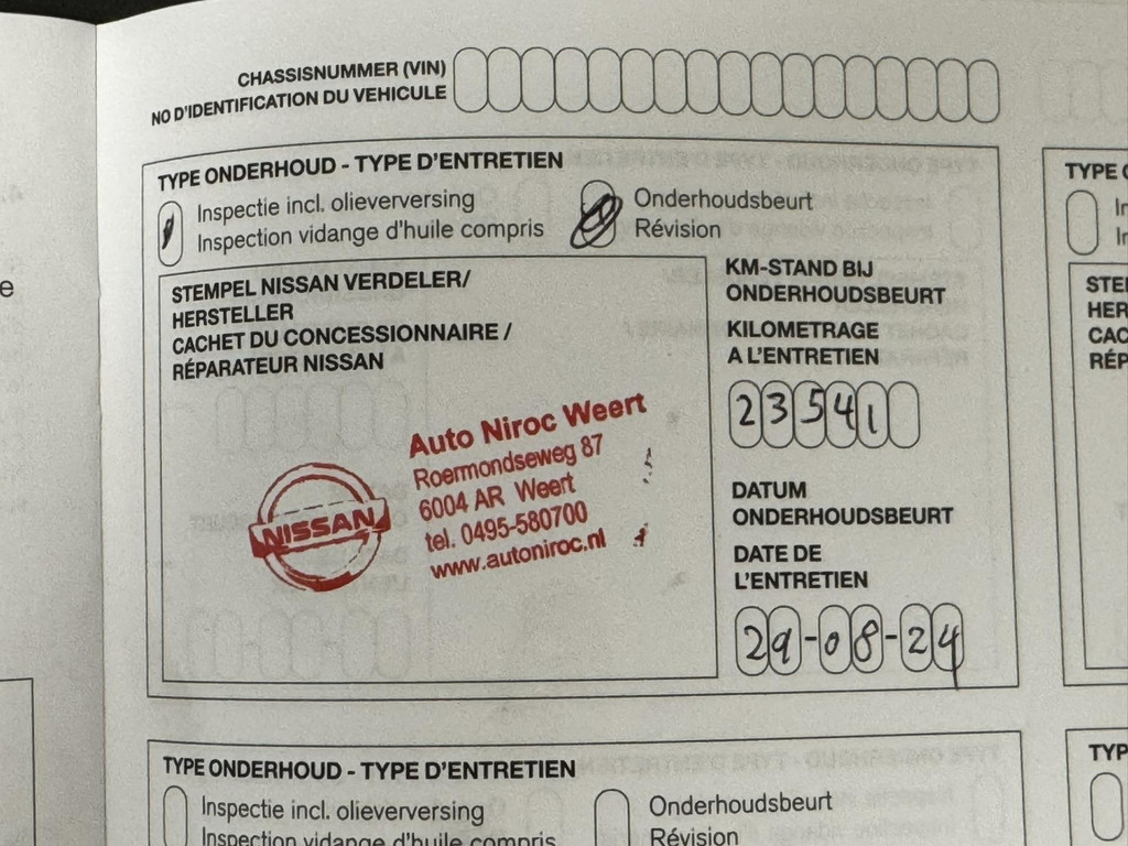 43965579-37.jpg