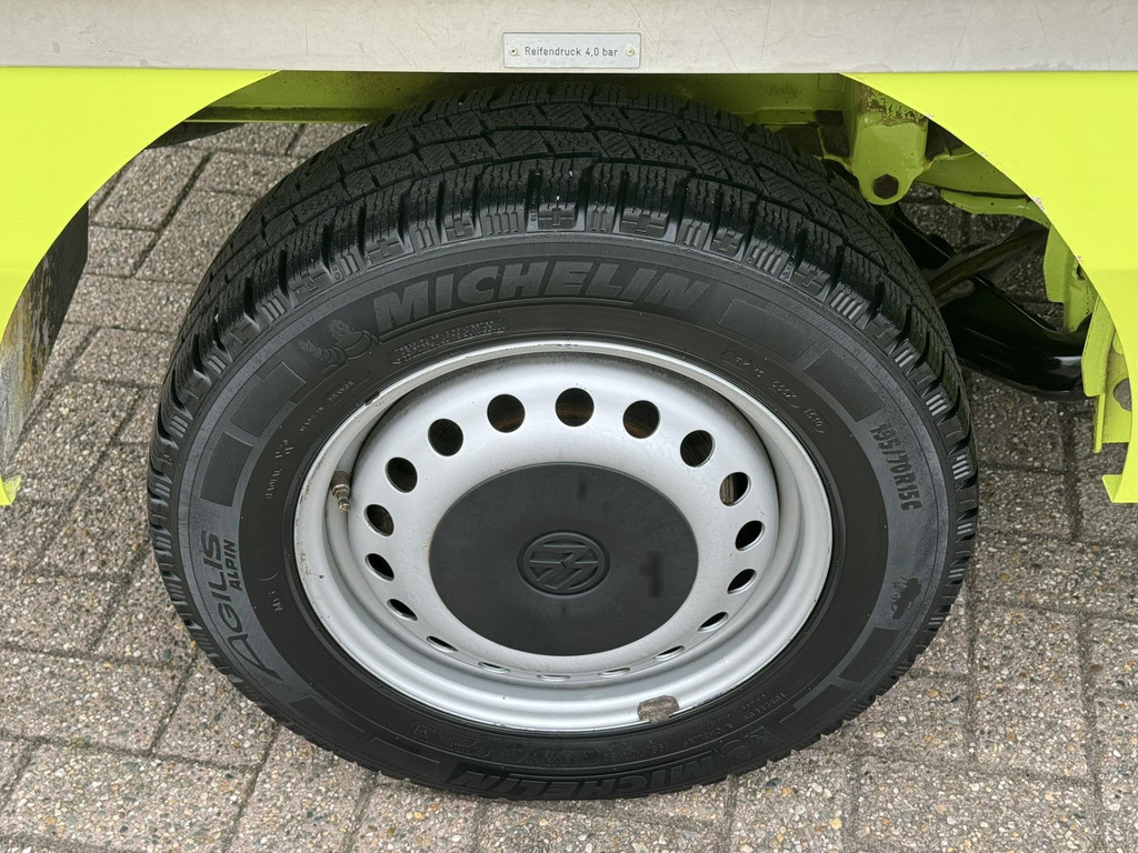45465394-15.jpg