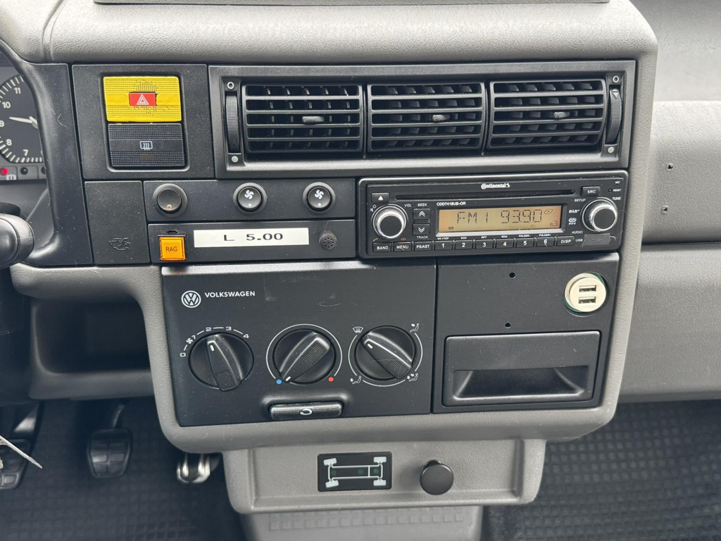45465394-5.jpg