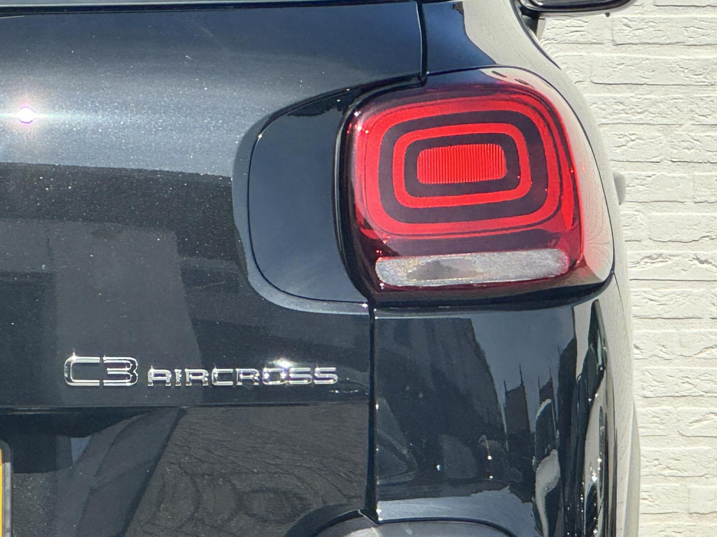 45850799-19.jpg
