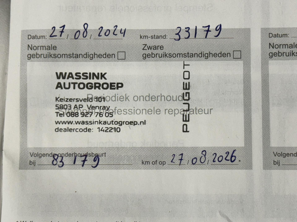 46766860-39.jpg