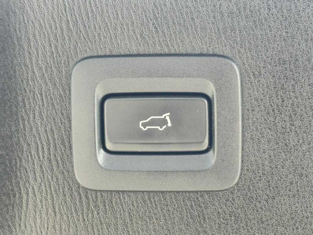 47097453-21.jpg