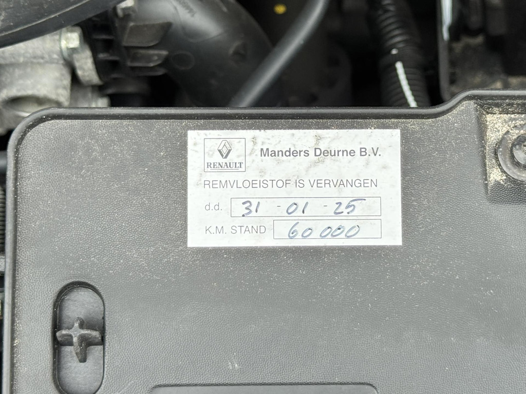 47319922-37.jpg
