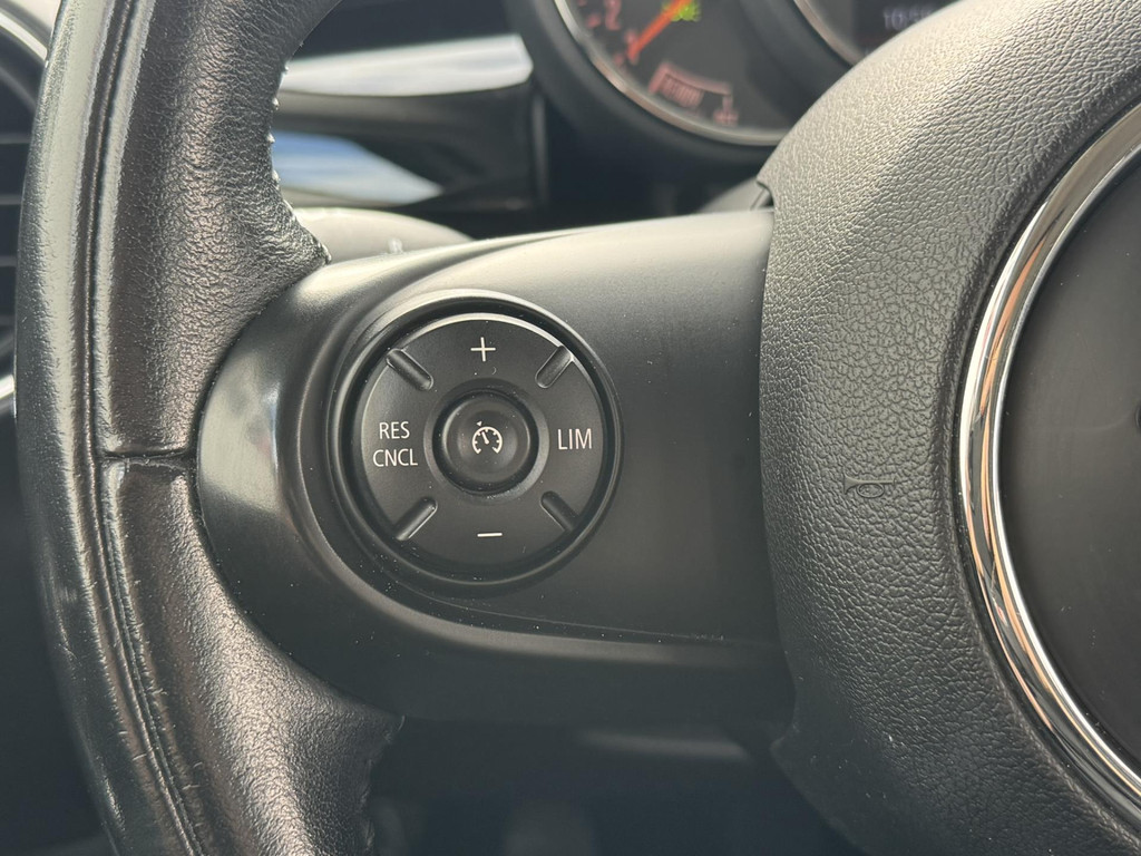 47538919-5.jpg