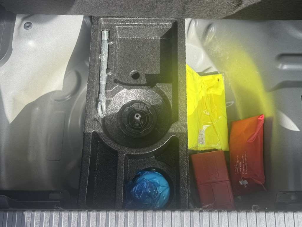 47542316-20.jpg