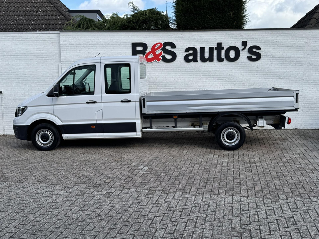 47639213-12.jpg