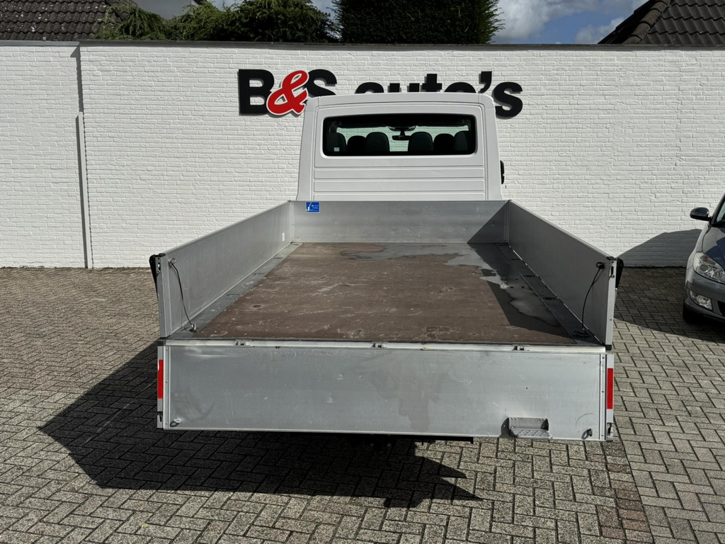47639213-23.jpg