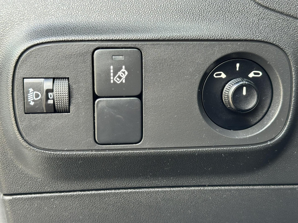 47700162-23.jpg