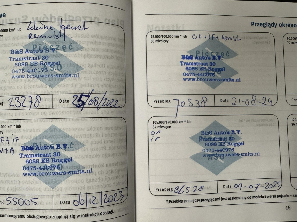 47701597-37.jpg